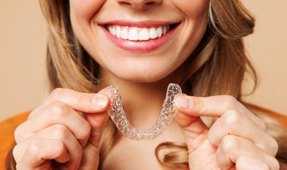 Invisalign no Tatuapé e Mooca – Dra. Mariela Baltazar Invisalign na clínica odontológica da Dra. Mariela Baltazar no Tatuapé e Mooca